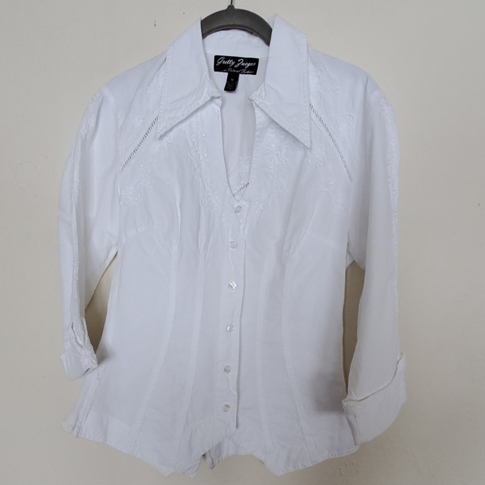 Women's White Embroidered Top